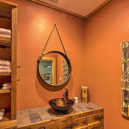 Pet-Friendly Blue Ridge, Cherokee Forest Retreat! Greeneville Dış mekan fotoğraf